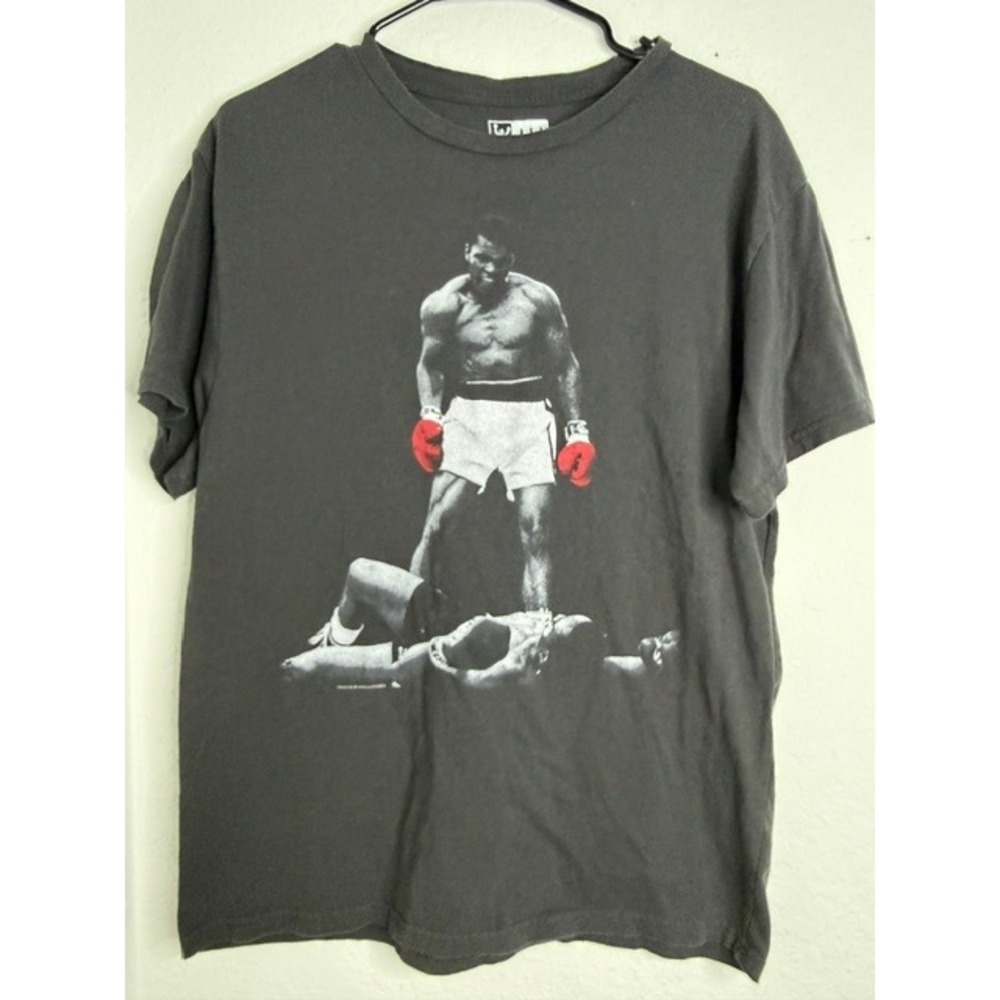 Muhammad Ali Sonny Liston Knockout Graphic T-Shirt Charcoal Grey XL 2023